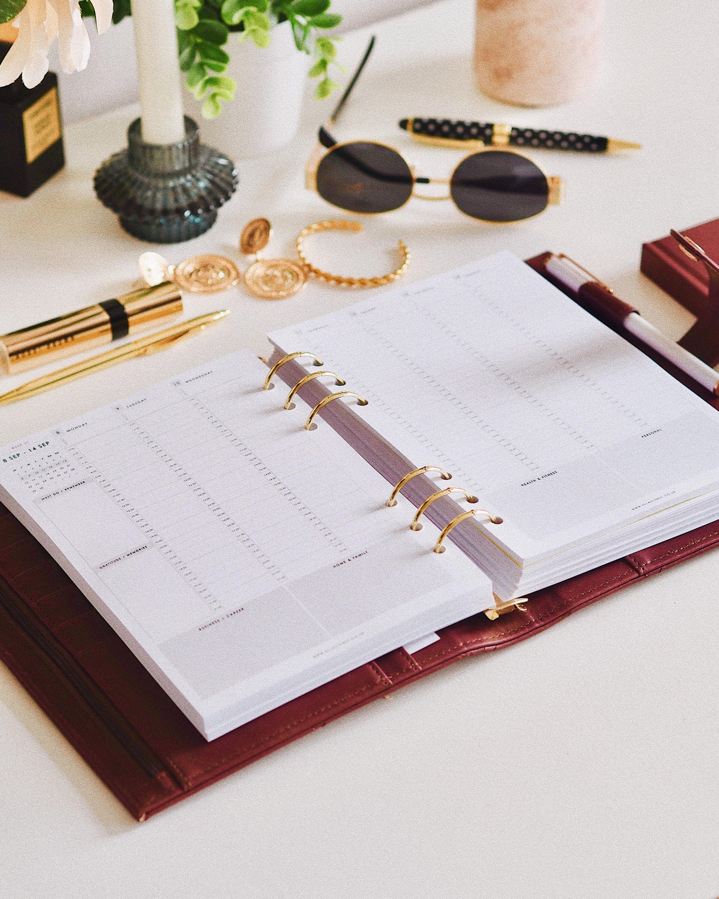 2025-2026 Mid Year Weekly A5 Planner Inserts for Ring Binders  - CEO of My Own Life - ella iconic