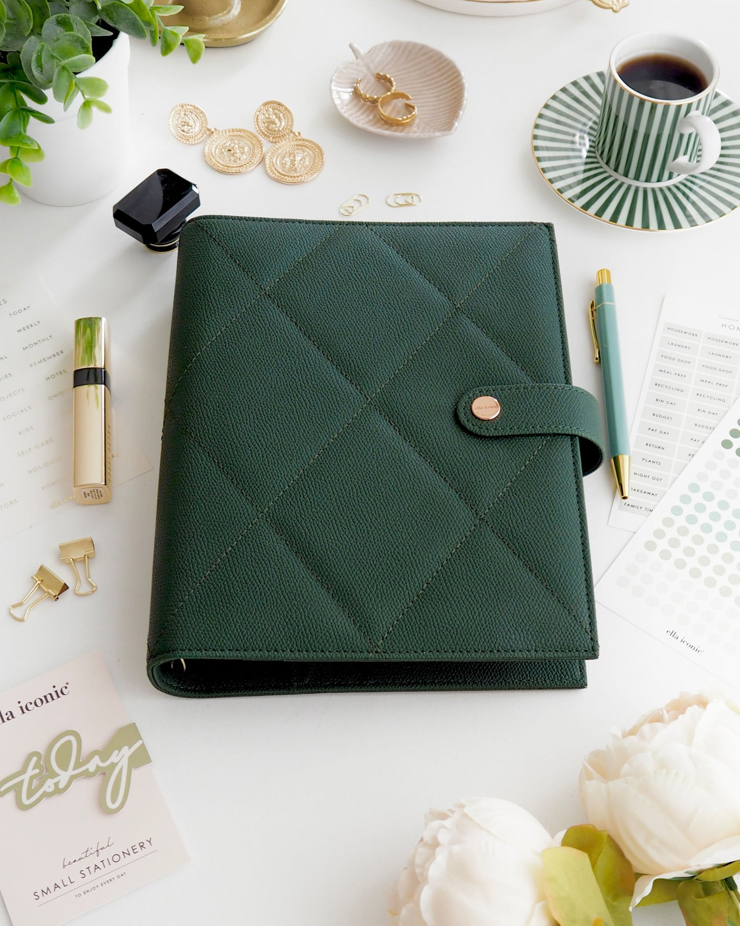 ella iconic® premium vegan leather A5 ring binder / agenda in Deep Green