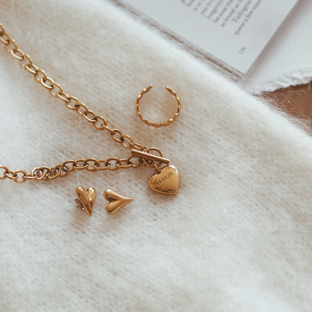 
                  
                    Personalised Women's Engraved Jewellery - Double Side Personalised Engravable Gold Heart Pendant Necklace - ella iconic®
                  
                